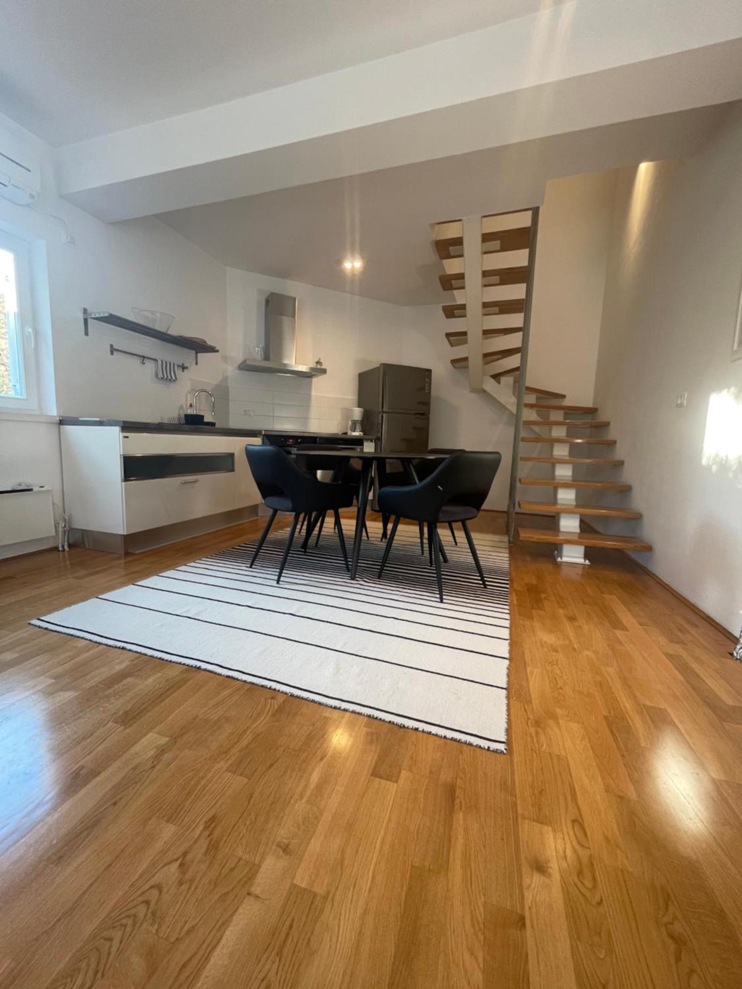 Apartments Mali Ivo Нин Екстериор снимка